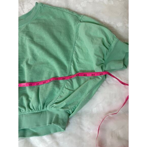 Anthropologie Pilcro Cropped Batwing Sweatshirt Mint Green Retro Style Top Med - Picture 12 of 12